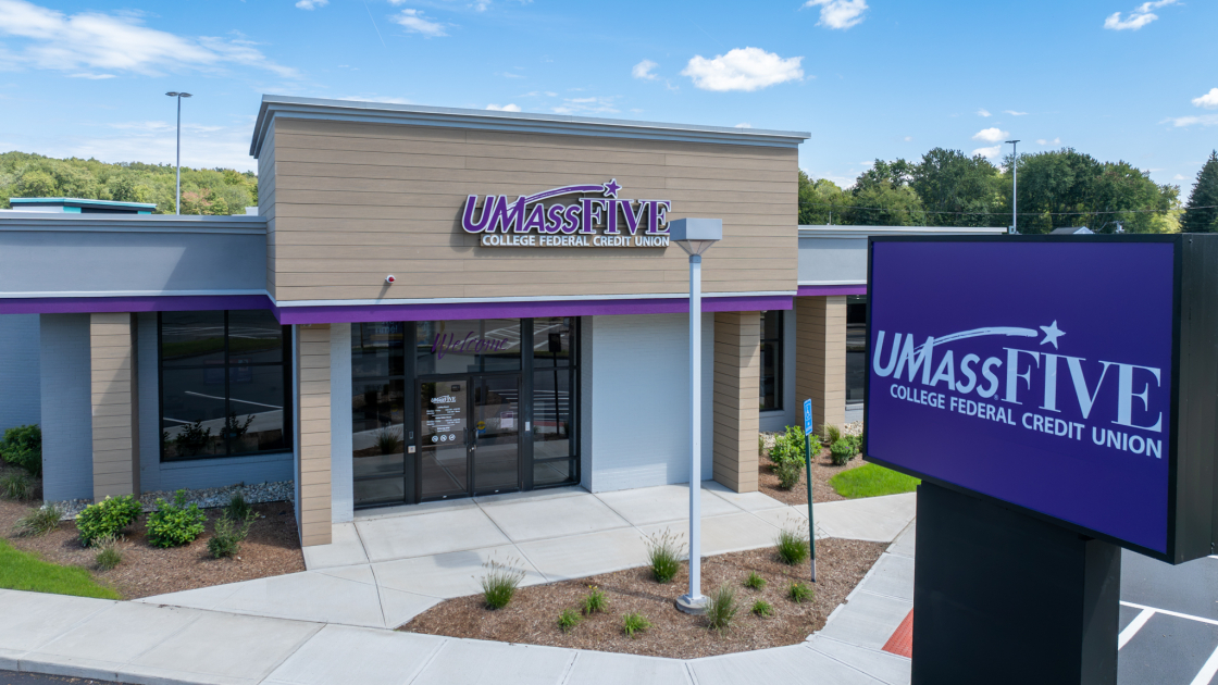 UMassFive Expands Hampden County Presence with New East Longmeadow Branch